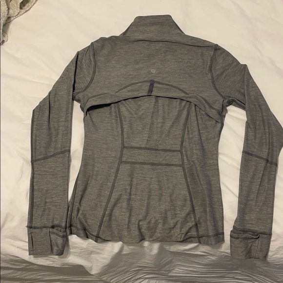 LULULEMON jacket sz 8 - Picture 3 of 6